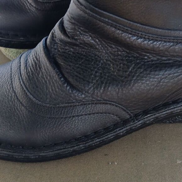 Tara M. Lightweight Flexible Boot. - Picture 8 of 12